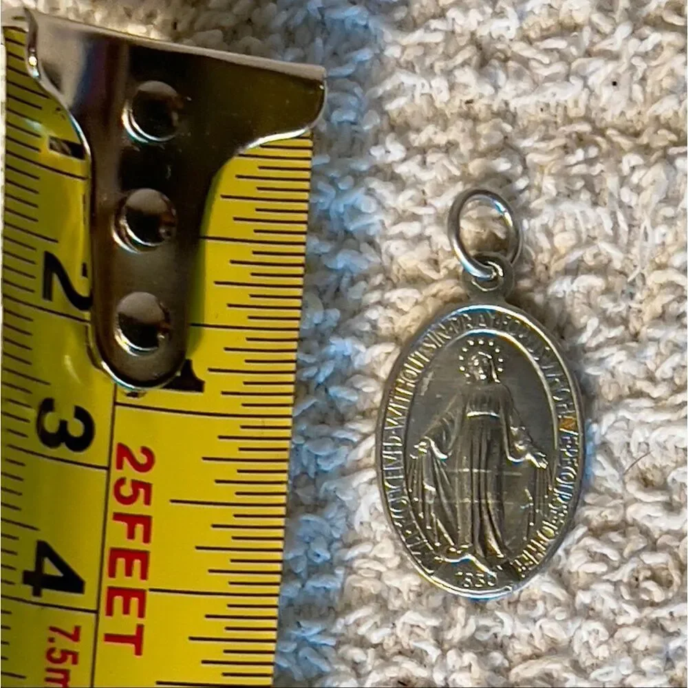 VTG Blessed Virgin Mary Miraculous Medal Metal Pendant Army Soldier Carried WWII